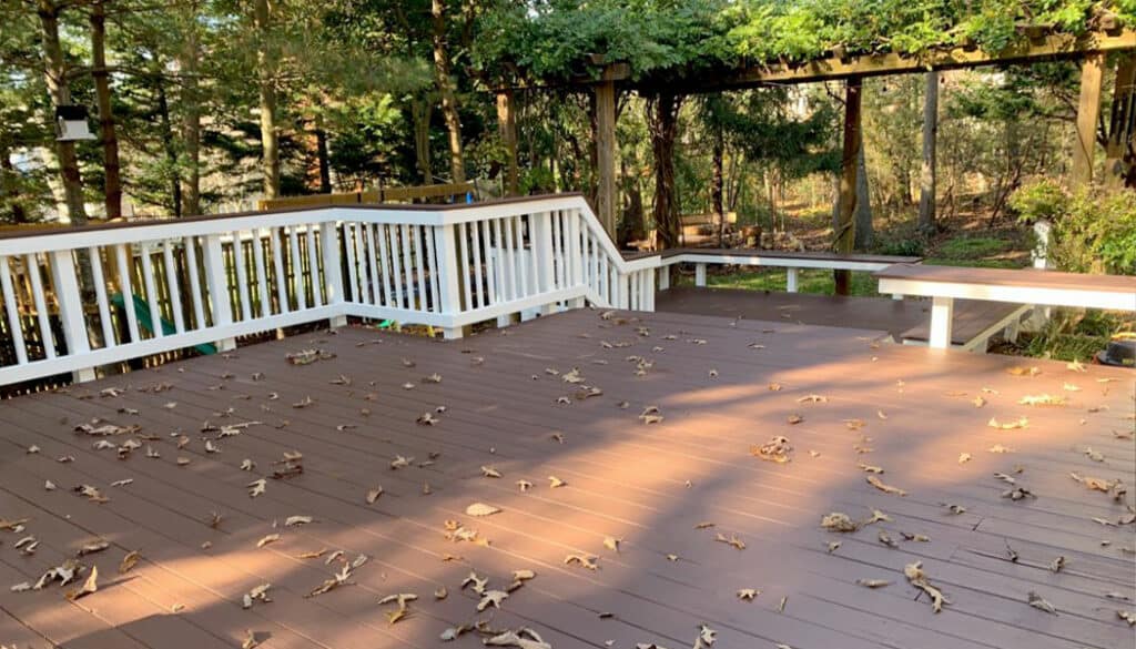Residential-Deck-Refinishing
